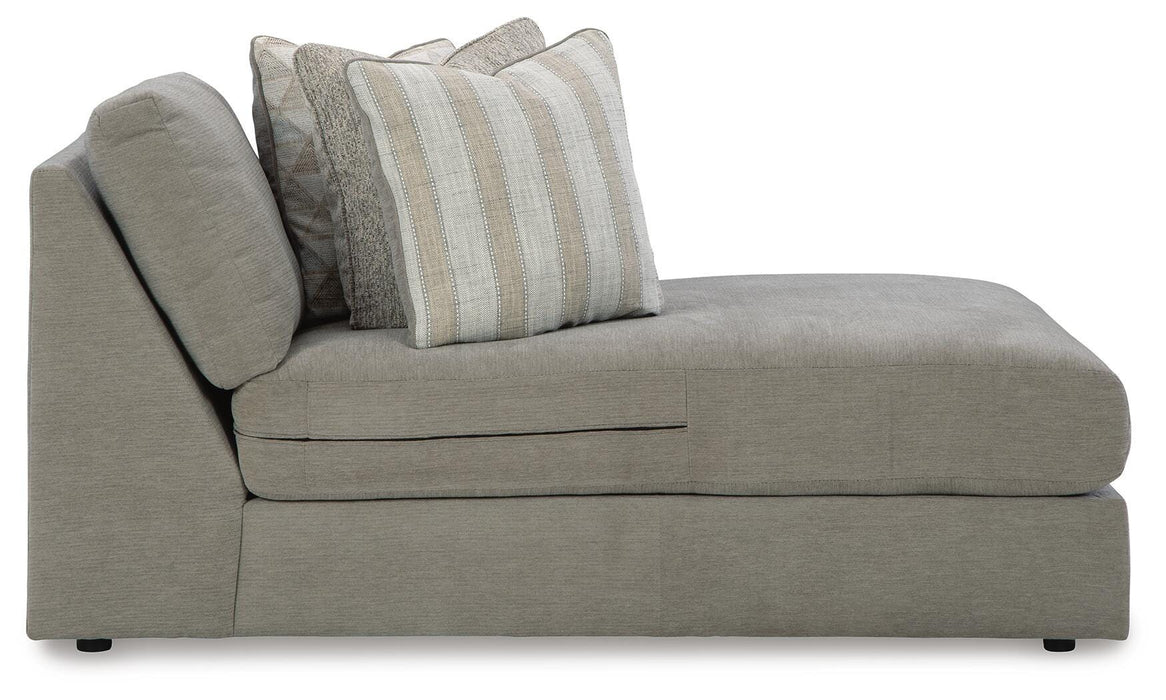 Avaliyah Sectional with Chaise - Furniture Citi (Multi Location - MI)