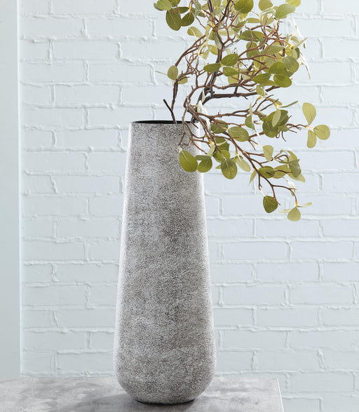 Fynn Vase - Furniture Citi (Multi Location - MI)