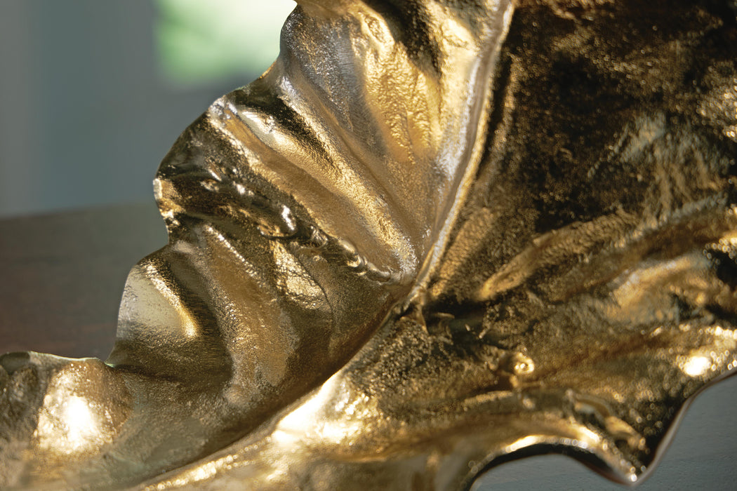 Darinsen Sculpture - Furniture Citi (Multi Location - MI)