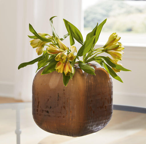 Capard Vase - Furniture Citi (Multi Location - MI)
