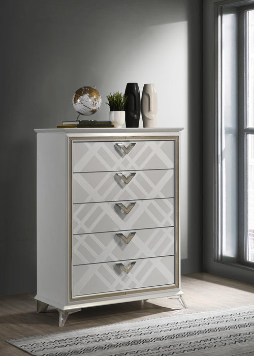 B026 Magic Gold Chest