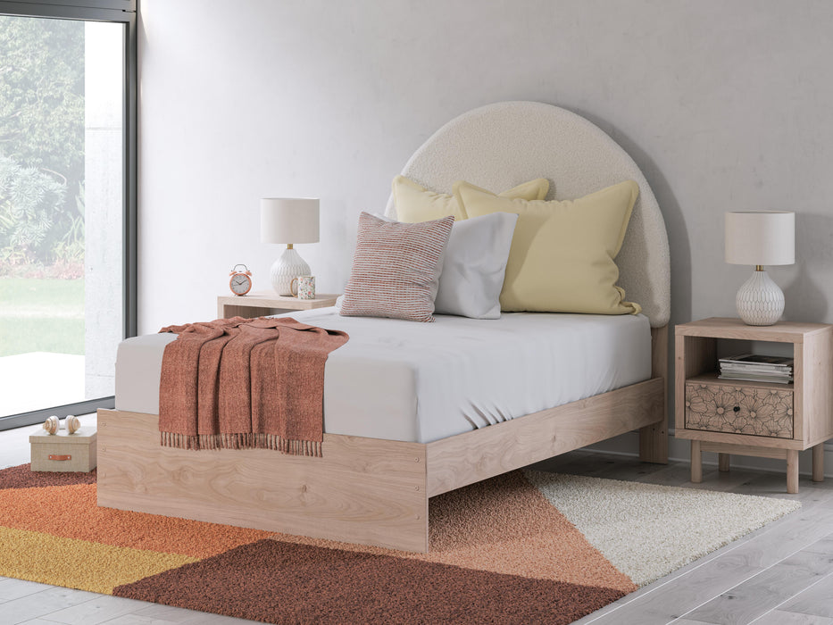 Arloster Upholstered Bed - Furniture Citi (Multi Location - MI)