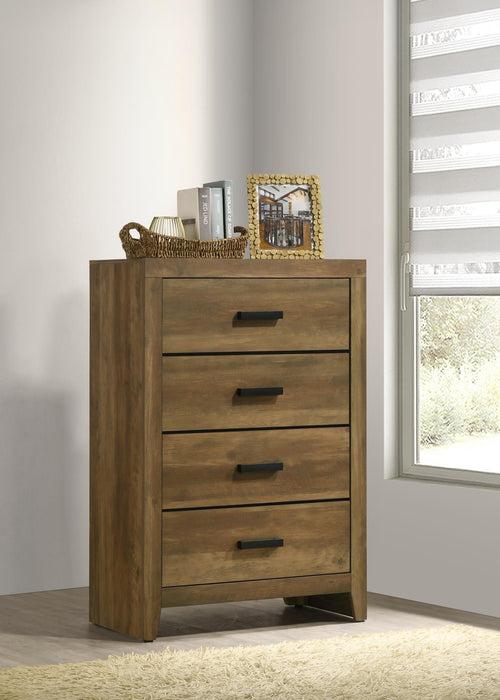 B526 Knotty Oak Chest